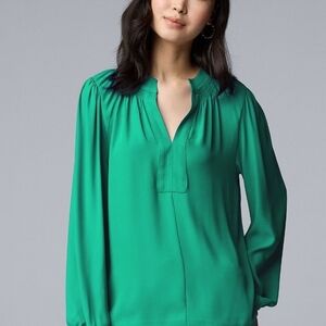Vera Wang Women’s Green Split-Neck Blouse